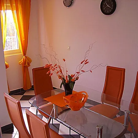Apartment Marina 1