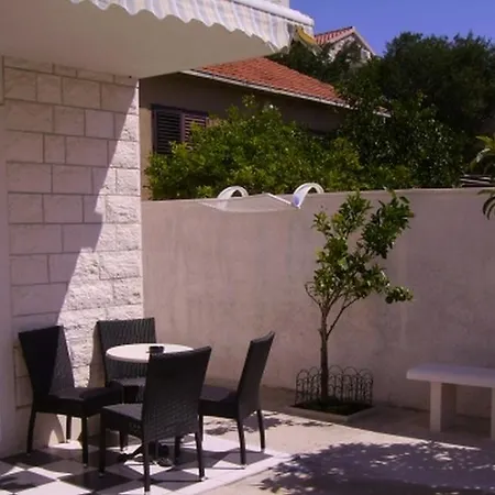 Apartment Marina 1